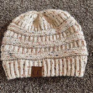 C.C Cream Speckled Knit Beanie Hat w/ Ponytail Hole Warm Cozy Winter Cap Autumn